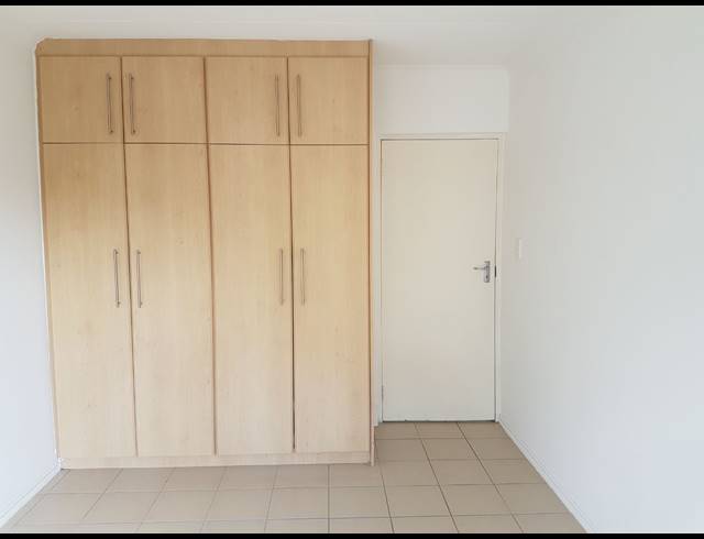 2 BEDROOM FLAT RENTED IN DAWNCREST